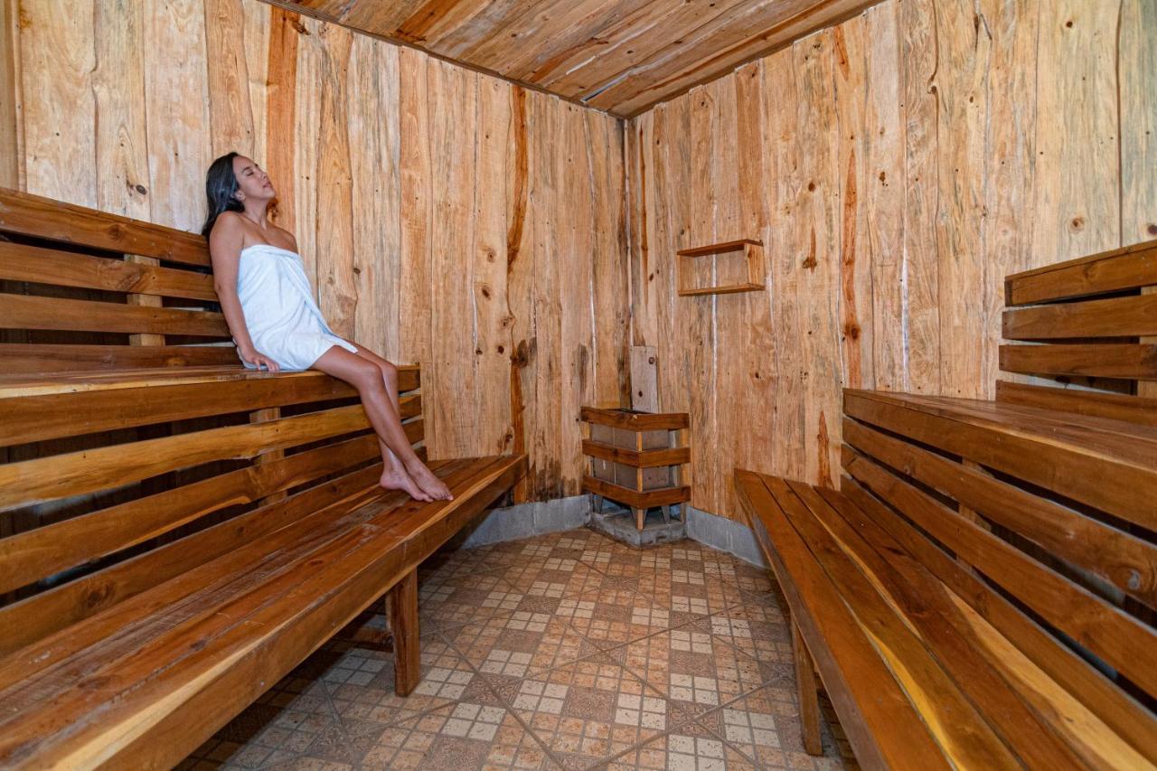 Ara Ambigua Lodge Sarapiquí Екстериор снимка